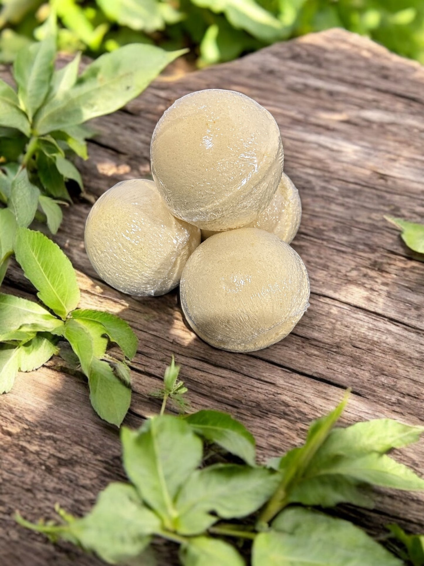 Inanna's Golden Gift Bath Bomb